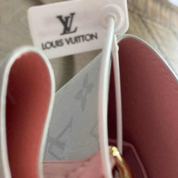 SOLD - Picture 5 of 5